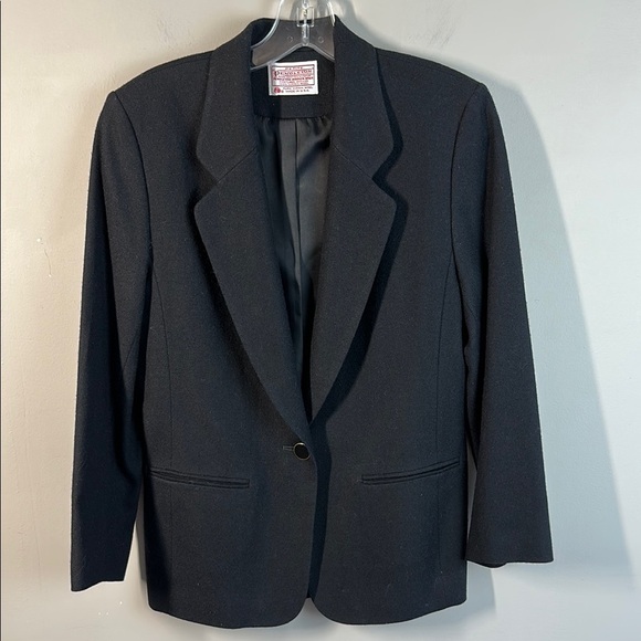 Vintage Pendleton Black 100% Virgin Wool Blazer Size 6 Petite - Picture 4 of 16